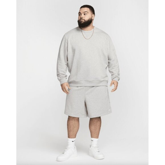 Nike Standard Issue Men's Dri-FIT Basketball Crew-Neck Sweatshirt Grey - Picture 6 of 12